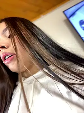 Cristina pinkk online show from January 16, 2026, 2:37 am