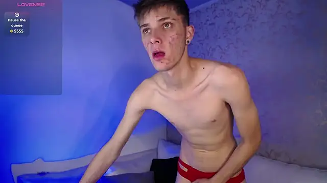 Snapshot of Robbin_Blaze chatting on September 18, 2025, 8:23 pm Robbin Blaze online show from September 18, 2025, 8:23 pm