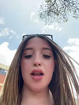 Snapshot of Baby__Otaku chatting on April 4, 2026, 5:41 pm Baby Otaku online show from April 4, 2026, 5:41 pm