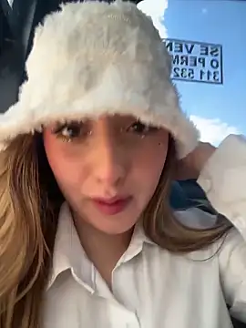 Snapshot of Baby__Otaku chatting on February 25, 2026, 6:08 pm Baby Otaku online show from February 25, 2026, 6:08 pm