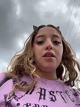 Snapshot of Baby__Otaku chatting on March 31, 2026, 8:22 pm Baby Otaku online show from March 31, 2026, 8:22 pm