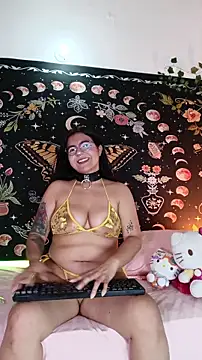 Snapshot of Maddy_rosse12 chatting on March 13, 2026, 4:34 pm Maddy rosse12 online show from March 13, 2026, 4:34 pm