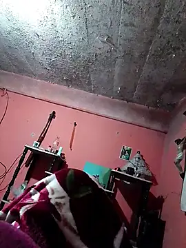 luuiss12 online show from March 25, 2026, 11:20 am