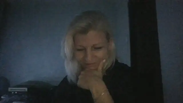 Snapshot of AidaRay chatting on January 9, 2026, 9:11 pm AidaRay online show from January 9, 2026, 9:11 pm