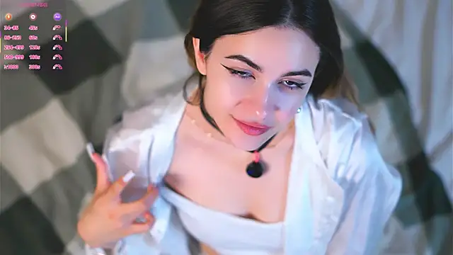 Snapshot of CupSizeGirl chatting on October 23, 2025, 5:55 pm CupSizeGirl online show from October 23, 2025, 5:55 pm