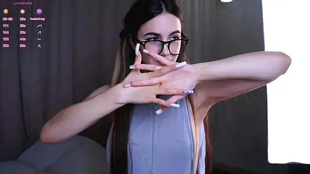 Snapshot of CupSizeGirl chatting on October 30, 2025, 12:58 pm CupSizeGirl online show from October 30, 2025, 12:58 pm