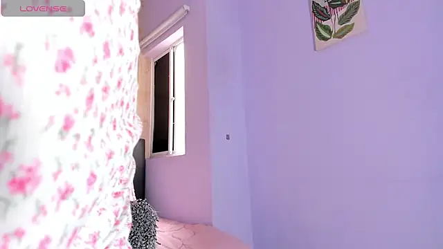 Snapshot of valentina-diiaz chatting on May 11, 2026, 2:07 pm valentina-diiaz online show from May 11, 2026, 2:07 pm