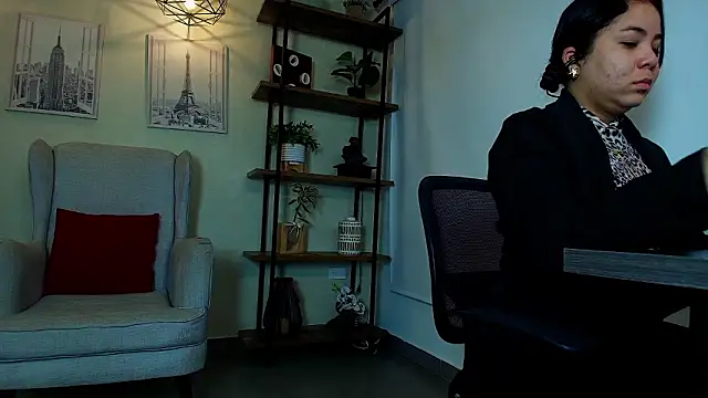 Snapshot of _Victoria_Collins chatting on February 21, 2026, 10:28 am Victoria Collins online show from February 21, 2026, 10:28 am