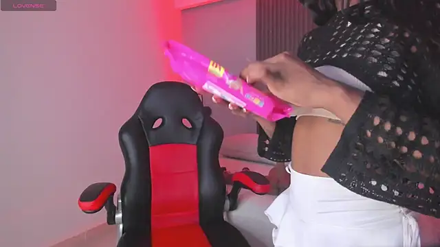 ciara blake online show from November 14, 2025, 7:50 pm