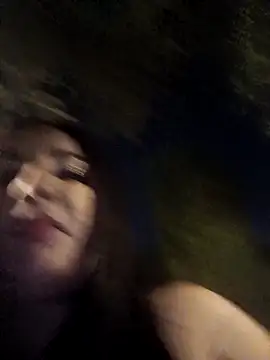 hotCOUPLEPETRA online show from April 19, 2026, 4:13 am