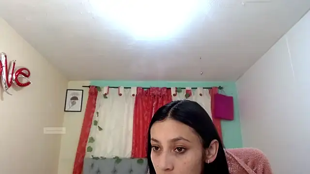 vale miel online show from September 23, 2025, 6:04 pm