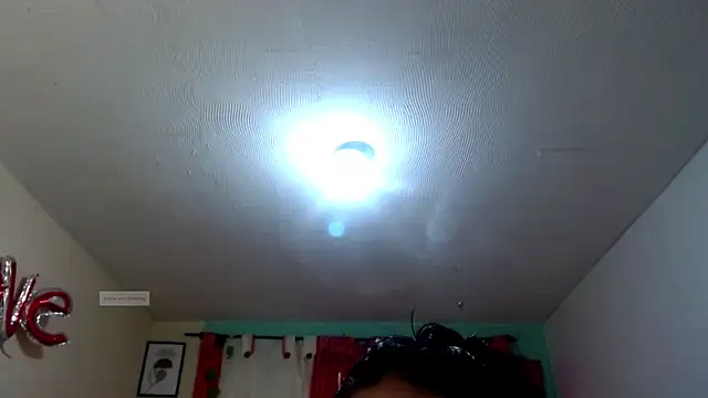 vale miel online show from October 3, 2025, 6:31 pm