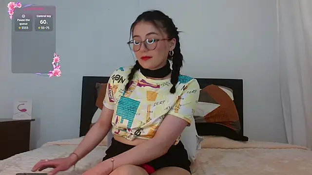 Salma Tori online show from December 4, 2025, 12:20 am