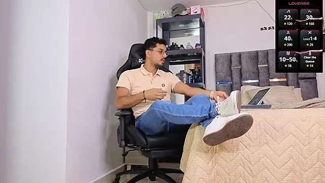 samuelcoopeer online show from April 1, 2026, 8:28 pm