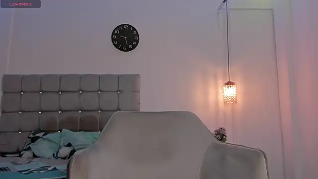 Snapshot of Santy_Stump chatting on November 21, 2025, 8:41 pm Santy Stump online show from November 21, 2025, 8:41 pm