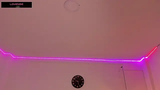 Snapshot of Santy_Stump chatting on October 25, 2025, 10:32 pm Santy Stump online show from October 25, 2025, 10:32 pm