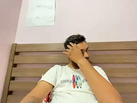 midnight 24 online show from November 10, 2025, 2:05 am