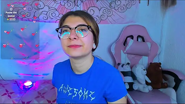 abbie jensen  online show from April 10, 2026, 5:42 pm