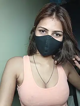 Isha Sax online show from November 20, 2025, 7:42 am