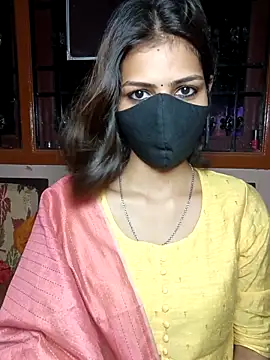 Isha Sax online show from October 3, 2025, 5:25 pm