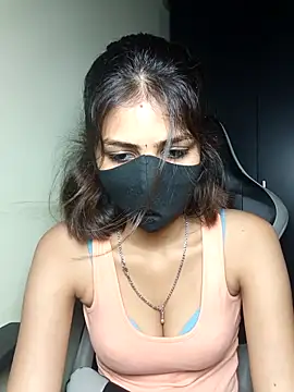 Isha Sax online show from September 25, 2025, 7:36 am