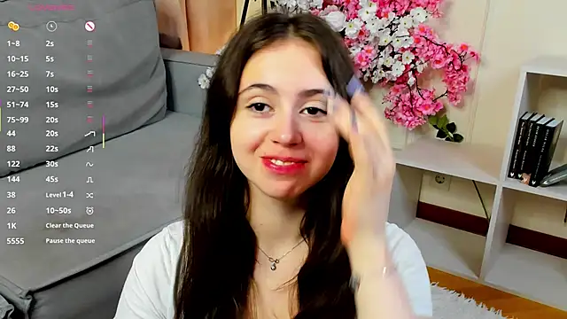 Snapshot of JulianaChapel chatting on September 14, 2025, 8:26 am JulianaChapel online show from September 14, 2025, 8:26 am