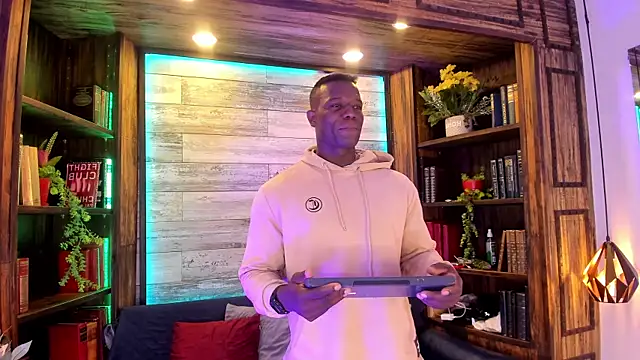 Snapshot of MarcusBlack_ chatting on June 22, 2026, 12:02 pm MarcusBlack online show from June 22, 2026, 12:02 pm