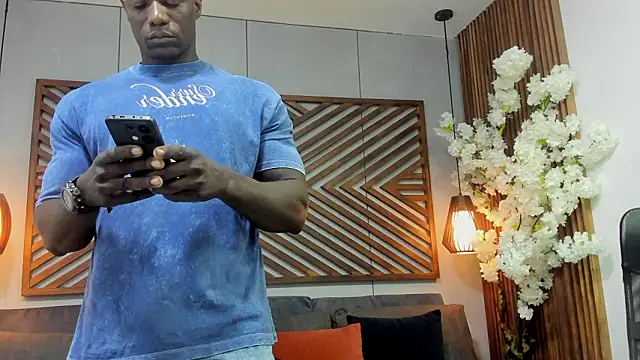 Snapshot of MarcusBlack_ chatting on February 14, 2026, 12:16 pm MarcusBlack online show from February 14, 2026, 12:16 pm