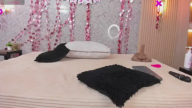 Antonella west online show from February 10, 2026, 8:30 pm