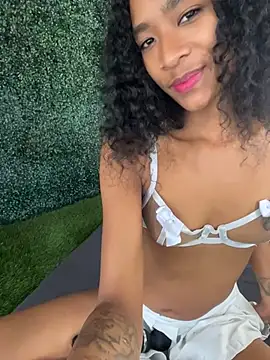 Snapshot of SweetCheeksXXX chatting on June 19, 2026, 9:31 pm SweetCheeksXXX online show from June 19, 2026, 9:31 pm