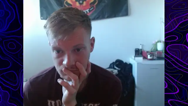 lustylyndon online show from September 22, 2025, 5:19 pm