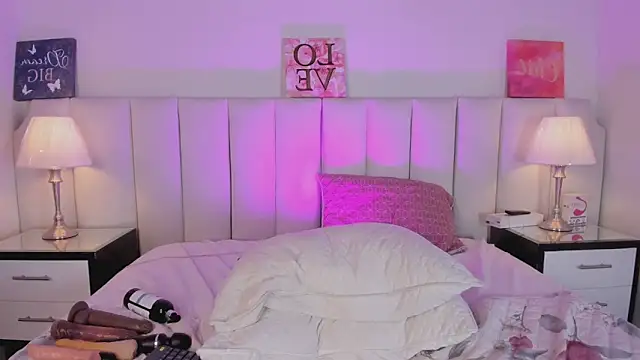 lizy portman online show from November 9, 2025, 9:13 am