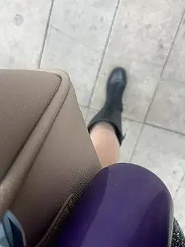 xiaoyuan01 online show from March 5, 2026, 2:19 am