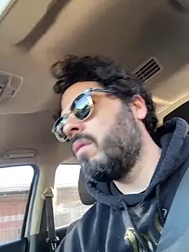 Snapshot of uto857 chatting on March 3, 2026, 12:56 pm uto857 online show from March 3, 2026, 12:56 pm