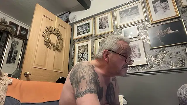 poggles online show from March 1, 2026, 11:05 pm