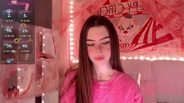 Snapshot of HolyMiax chatting on November 1, 2025, 3:46 am HolyMiax online show from November 1, 2025, 3:46 am