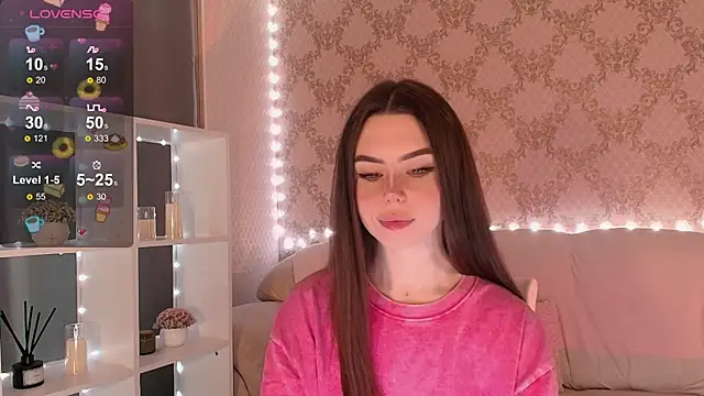 Snapshot of HolyMiax chatting on November 20, 2025, 3:29 am HolyMiax online show from November 20, 2025, 3:29 am