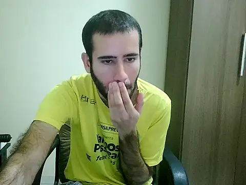 Snapshot of fthrfthr chatting on October 17, 2025, 3:43 am fthrfthr online show from October 17, 2025, 3:43 am