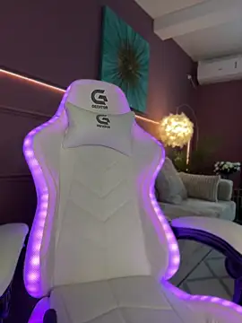 LunaBex online show from April 29, 2026, 5:11 am