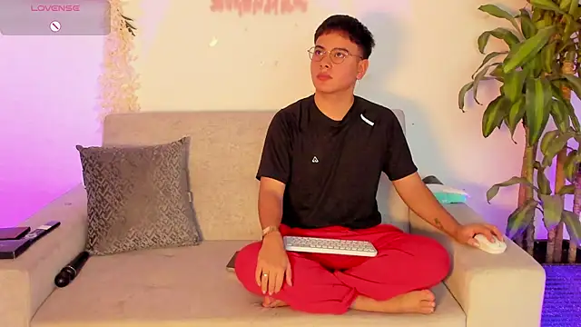 Young Ben online show from November 4, 2025, 3:49 pm