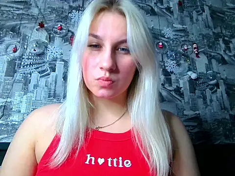 HoneyNelly online show from April 22, 2026, 9:10 pm