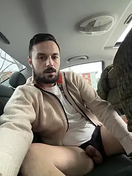 Snapshot of yourdreamboy17 chatting on February 9, 2026, 1:53 pm yourdreamboy17 online show from February 9, 2026, 1:53 pm
