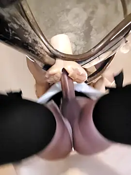 Snapshot of Samuraihotlady chatting on October 29, 2025, 11:47 pm Samuraihotlady online show from October 29, 2025, 11:47 pm