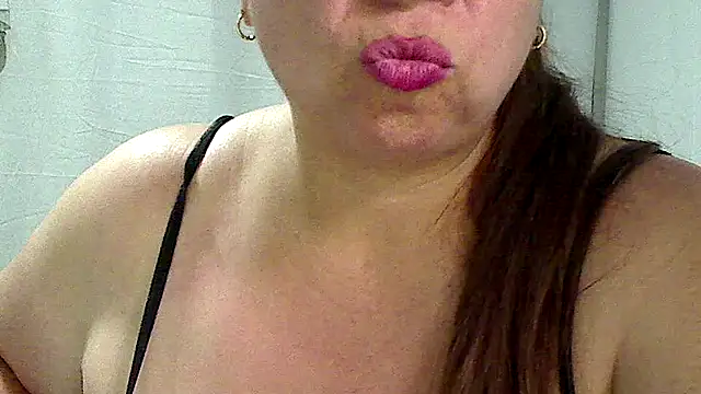 luciana69hot online show from April 8, 2026, 4:08 pm