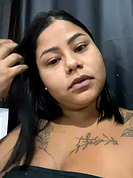 Snapshot of tigresa865 chatting on October 11, 2025, 9:32 am tigresa865 online show from October 11, 2025, 9:32 am