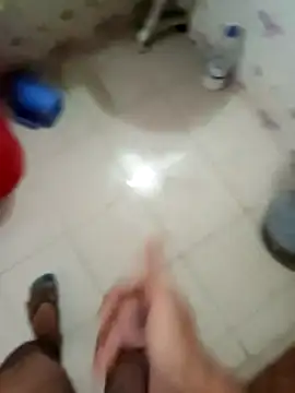 Snapshot of zim200 chatting on February 9, 2026, 10:35 am zim200 online show from February 9, 2026, 10:35 am