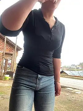 chenyu0308 online show from March 19, 2026, 6:13 am