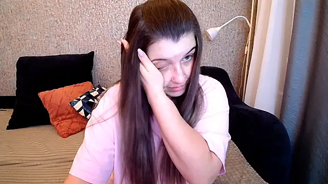 Snapshot of CherryZlata chatting on December 14, 2025, 5:51 pm CherryZlata online show from December 14, 2025, 5:51 pm