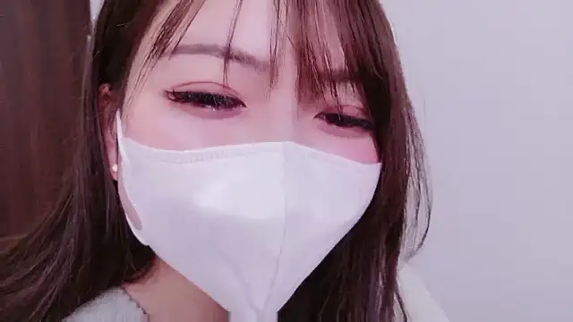 Snapshot of SUI-Strong chatting on December 14, 2025, 5:35 am SUI-Strong online show from December 14, 2025, 5:35 am