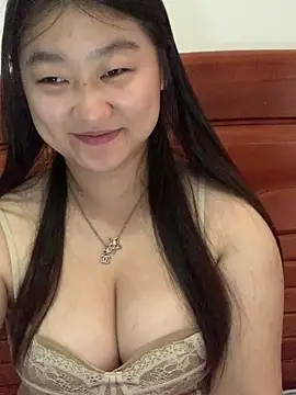 xialuo25 online show from April 4, 2026, 4:19 am